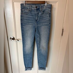 American Eagle Outfitters Light Blue Ultra Hi-Rise Jegging